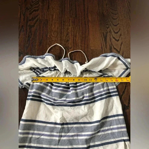 Splendid Women’s S Off-the-Shoulder Ruffle Overlay Blue/Off-White Striped Top - Picture 7 of 12